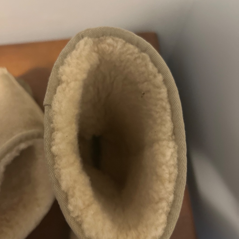 UGG Australia Classic Tall Boots Sand Beige Suede Shearling Women’s Size 7 - Picture 4 of 5